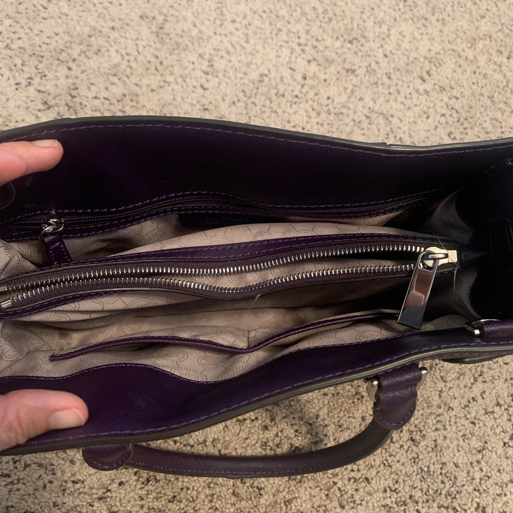 Michael Kors Handbag - Picture 2 of 3